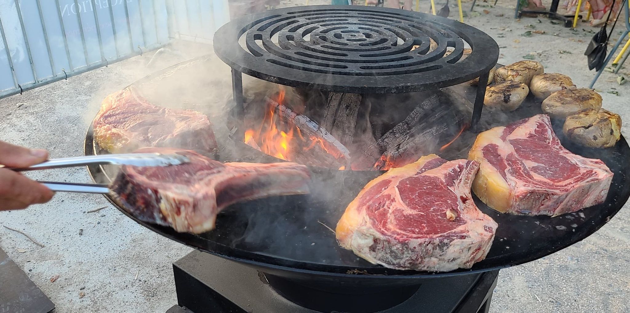 cote de boeuf au barbecue au Poulet à 3 pattes à Pau